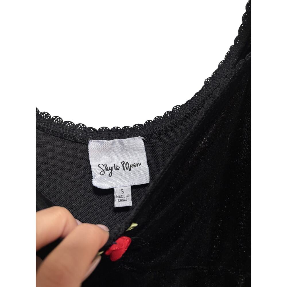 Sky to Moon Black Velvet Dress Small with Heart Detail - Picture 3 of 7